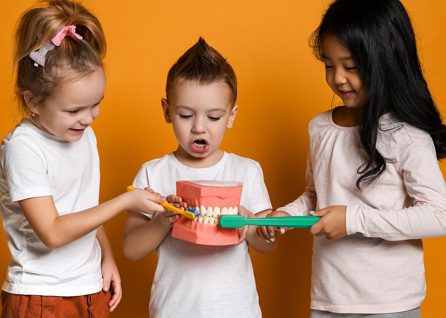 Are You Making These Mistakes When Brushing Your Teeth?